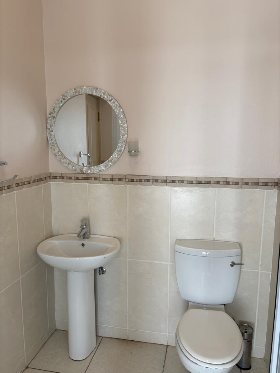 4 Bedroom Property for Sale in The Islands Estates North West